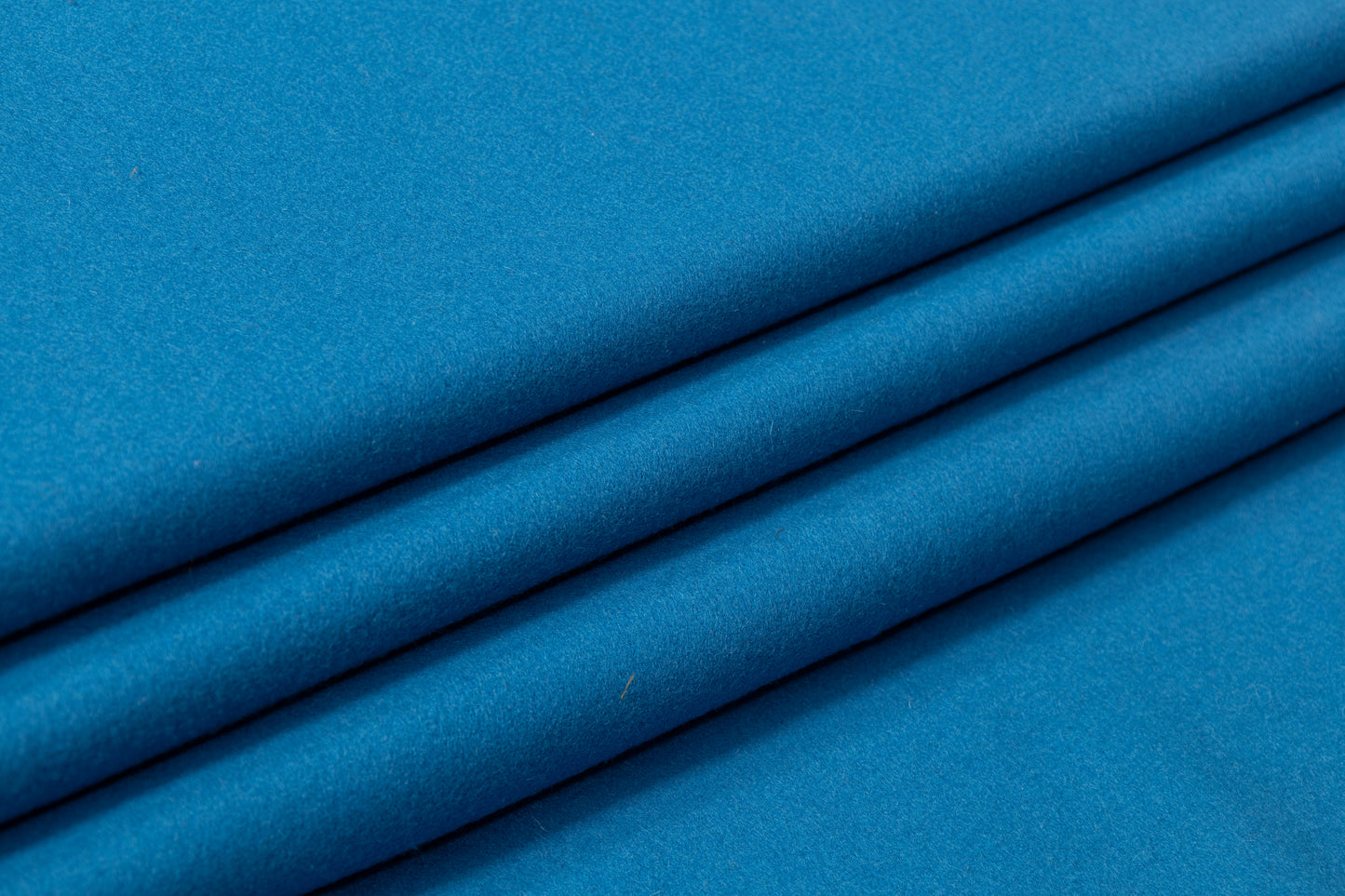 Poly Wool Coating - Blue