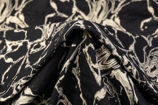 Bourrette de soie N°14 ficelle et blanc en 2023  Ficelle, Création de  vêtements, Tissus haute couture