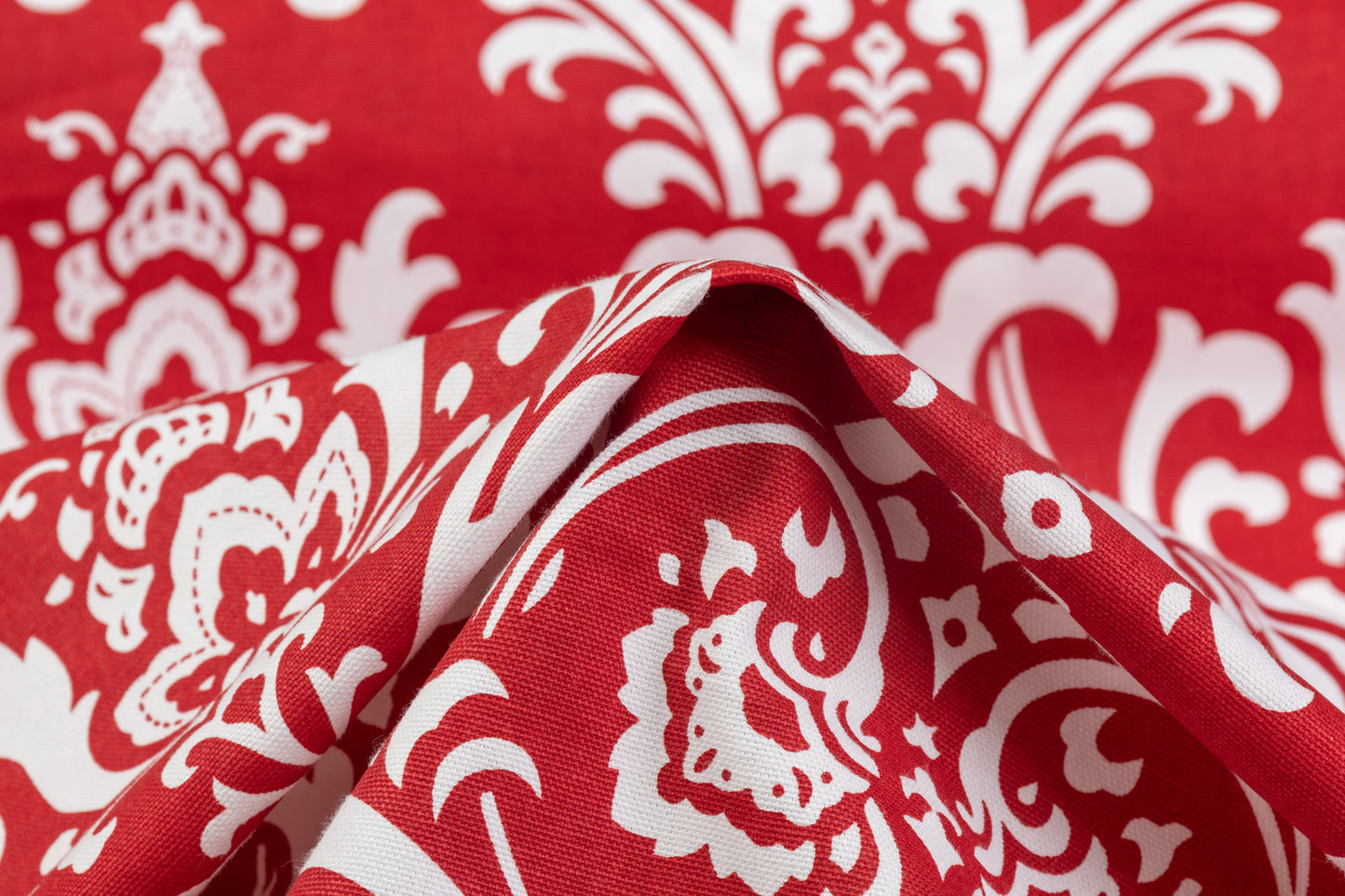 Damask Printed Cotton Canvas - Red / White