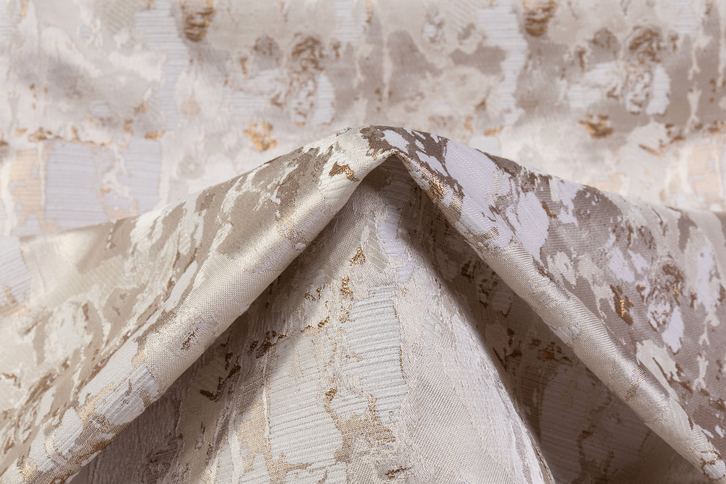 Abstract Metallic Brocade - Beige / Gold