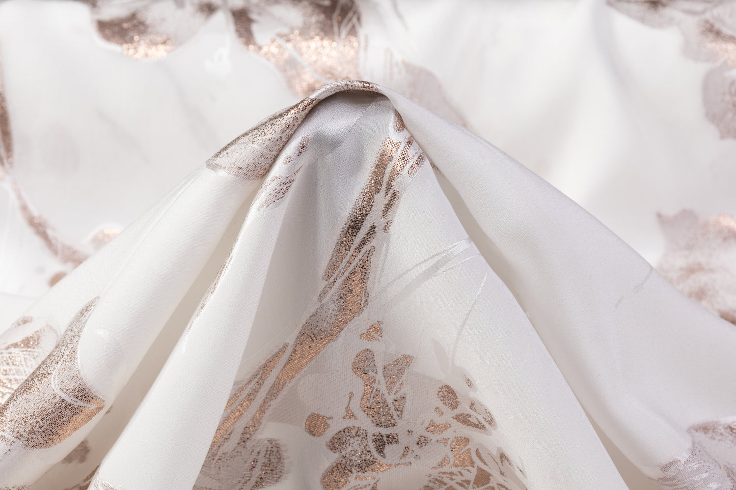 Floral Metallic Italian Silk Jacquard - White / Rose Gold